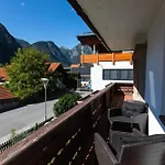 Modernes 90m2 Mit Balkon & Bergblick Daire Nassereith