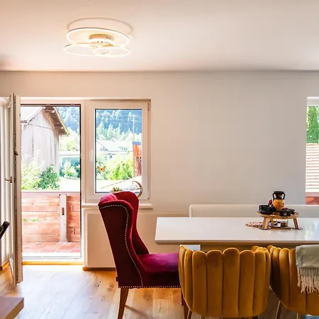 Modernes 90m2 Mit Balkon & Bergblick Daire Nassereith