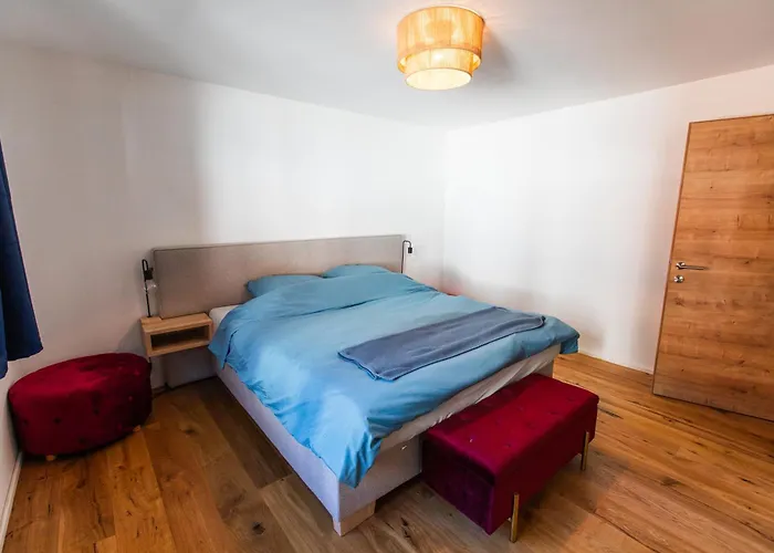 Modernes 90m2 Mit Balkon & Bergblick * ナッセライト